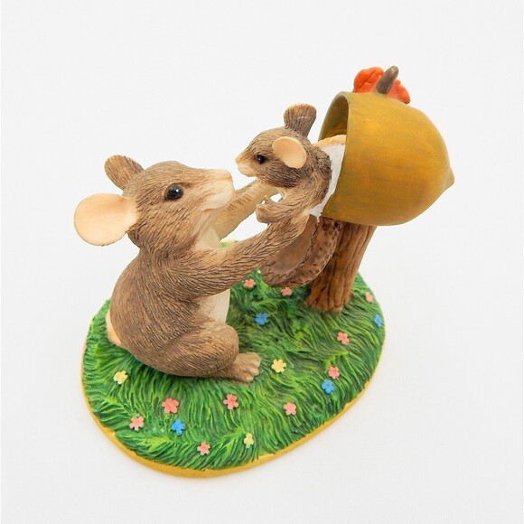Charming Tails "New Arrival" 97/717 Fitz & Floyd Mice Figurine Baby in Mailbox - Picture 8 of 8